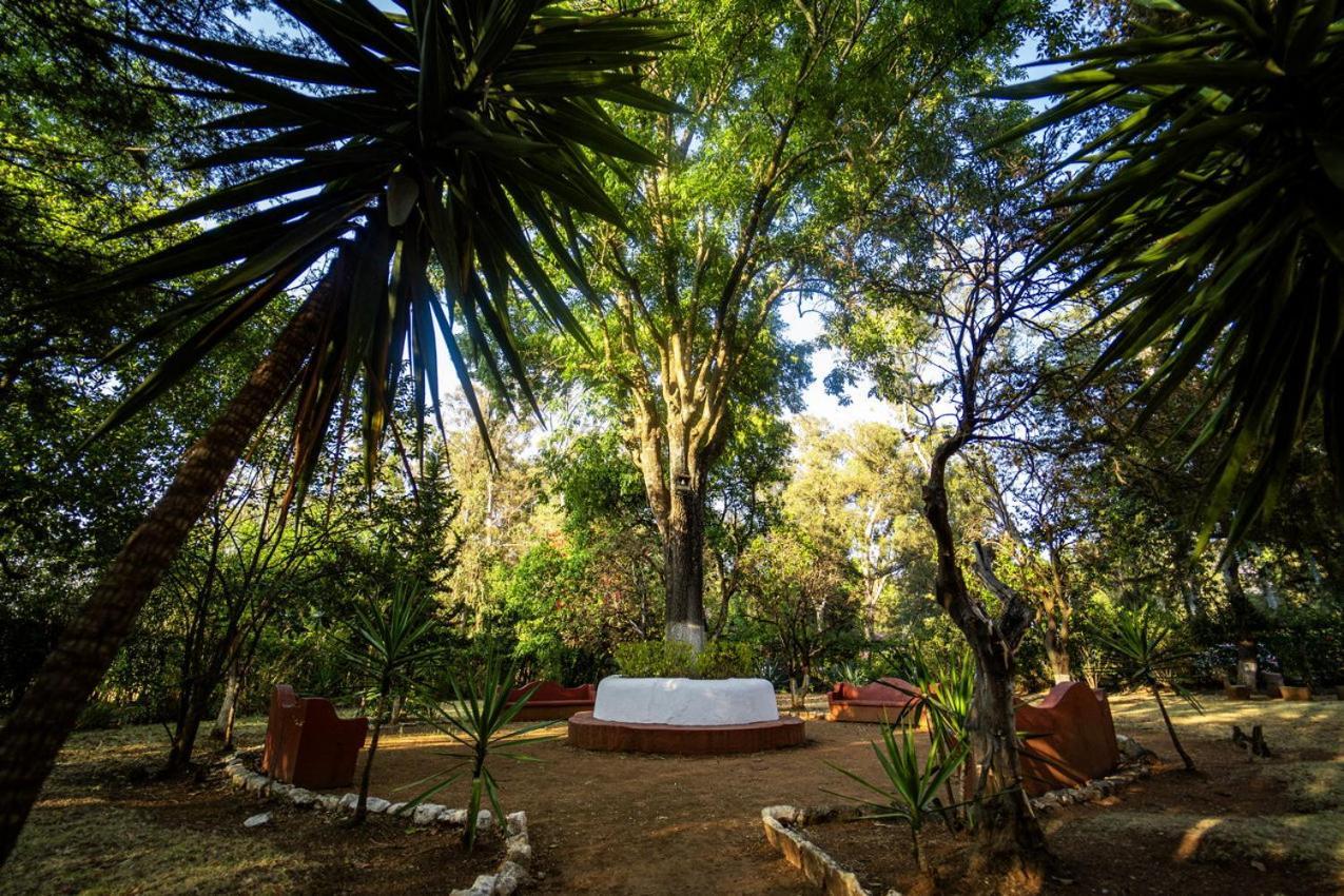 Best Western Plus Posada De Don Vasco Patzcuaro Exterior photo The memorial of the Battle of San Lorenzo